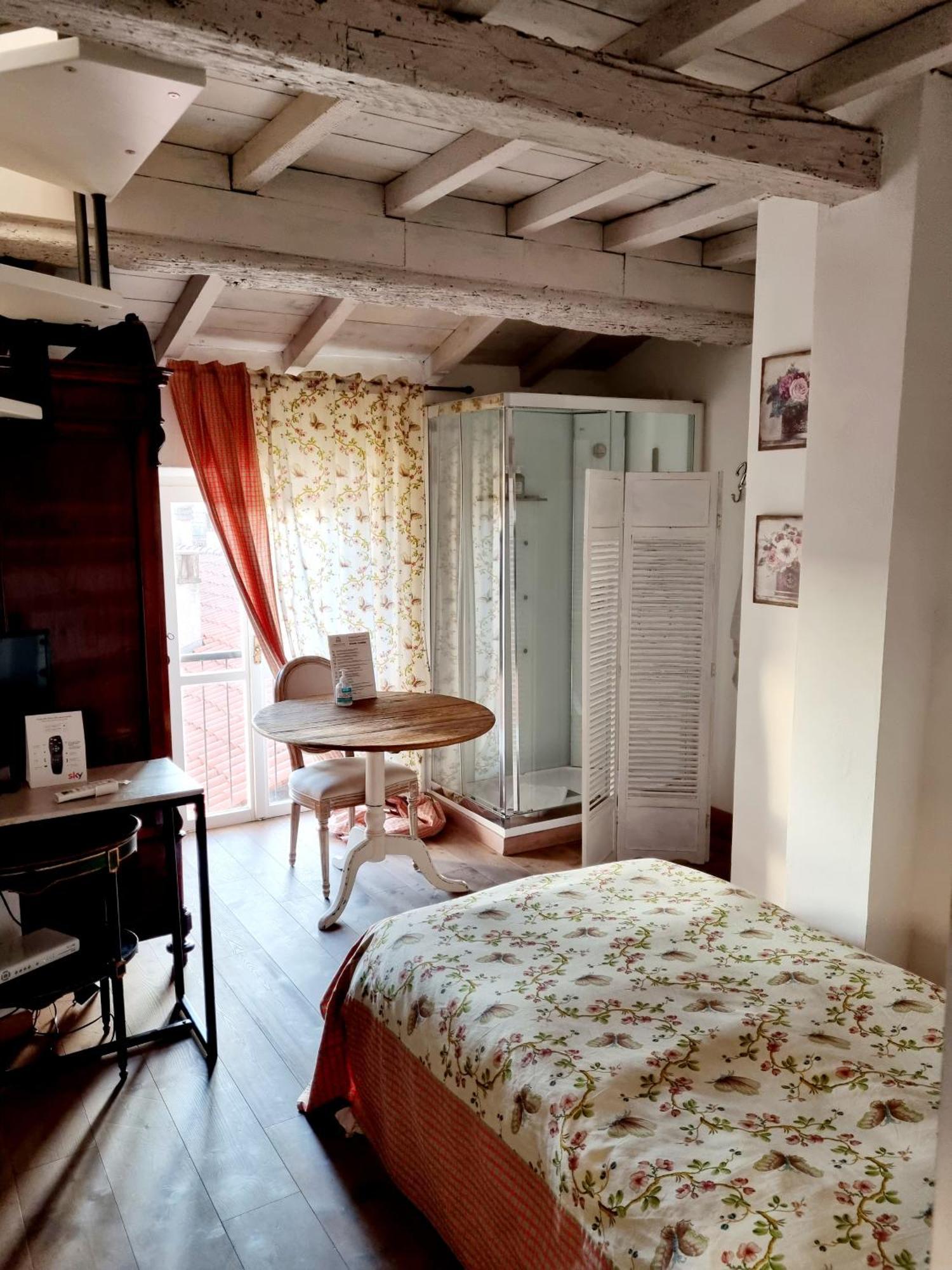 Le Stanze Del Cardinale Bed and Breakfast Pavia Eksteriør billede